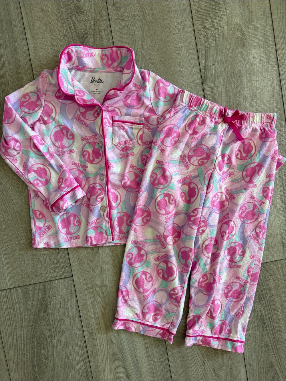 Barbie Collared Long Sleeve with Pants Pajama Set- Toddler Girl 4T